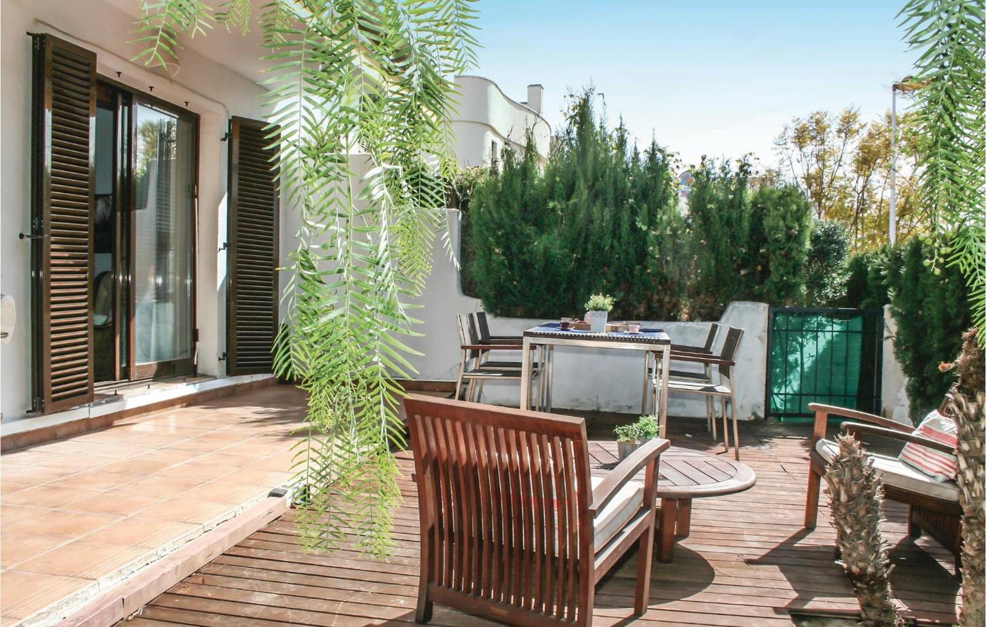 Beautiful Apartment In Alcossebre With Kitchen Eksteriør bilde